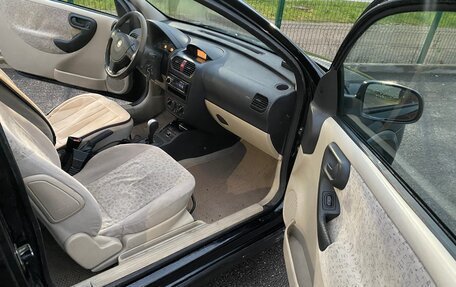 Opel Corsa C рестайлинг, 2001 год, 300 000 рублей, 11 фотография