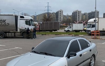 Mitsubishi Carisma I, 2003 год, 260 000 рублей, 1 фотография