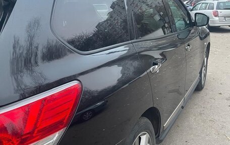 Nissan Pathfinder, 2015 год, 1 650 000 рублей, 3 фотография