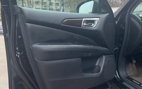 Nissan Pathfinder, 2015 год, 1 650 000 рублей, 13 фотография