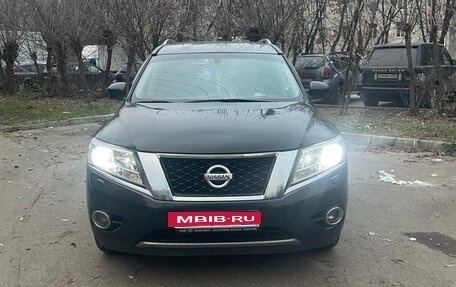 Nissan Pathfinder, 2015 год, 1 650 000 рублей, 23 фотография