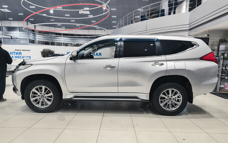 Mitsubishi Pajero Sport III рестайлинг, 2019 год, 2 995 000 рублей, 12 фотография
