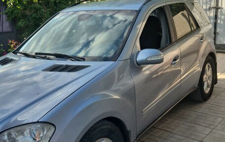 Mercedes-Benz M-Класс, 2005 год, 900 000 рублей, 2 фотография