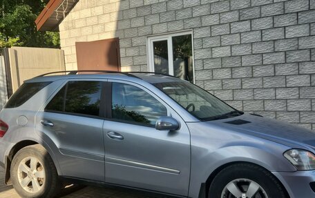 Mercedes-Benz M-Класс, 2005 год, 900 000 рублей, 3 фотография