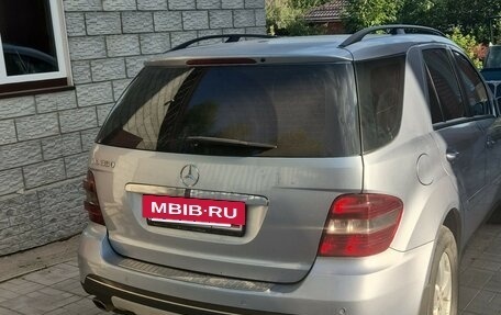 Mercedes-Benz M-Класс, 2005 год, 900 000 рублей, 4 фотография