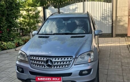 Mercedes-Benz M-Класс, 2005 год, 900 000 рублей, 1 фотография