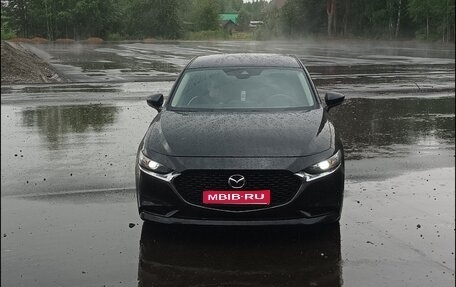 Mazda 3, 2021 год, 2 050 000 рублей, 1 фотография