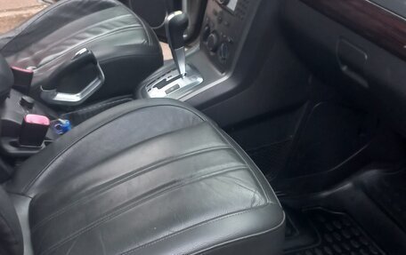 Opel Antara I, 2008 год, 750 000 рублей, 15 фотография