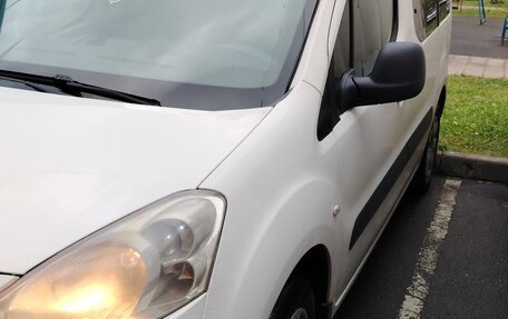 Peugeot Partner II рестайлинг 2, 2012 год, 720 000 рублей, 2 фотография