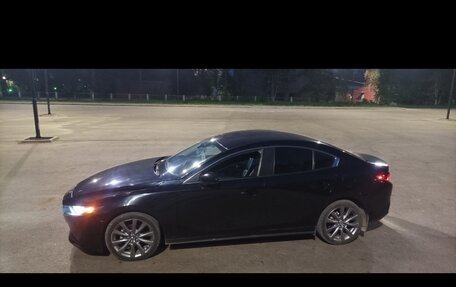 Mazda 3, 2021 год, 2 050 000 рублей, 6 фотография
