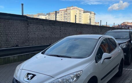 Peugeot 308 II, 2010 год, 580 000 рублей, 2 фотография