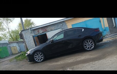 Mazda 3, 2021 год, 2 050 000 рублей, 4 фотография