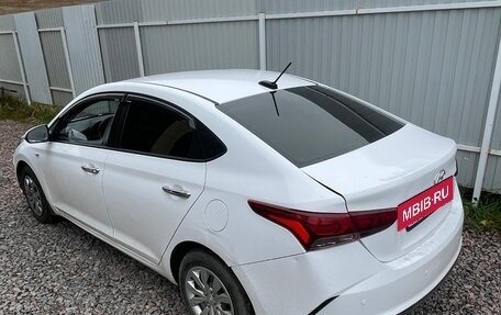 Hyundai Solaris II рестайлинг, 2020 год, 875 000 рублей, 3 фотография