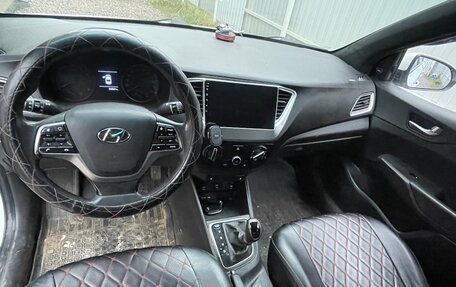 Hyundai Solaris II рестайлинг, 2020 год, 875 000 рублей, 13 фотография