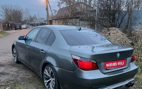 BMW 5 серия, 2004 год, 1 100 000 рублей, 4 фотография