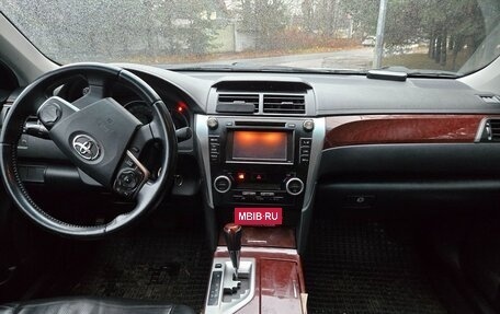 Toyota Camry, 2012 год, 1 650 000 рублей, 10 фотография