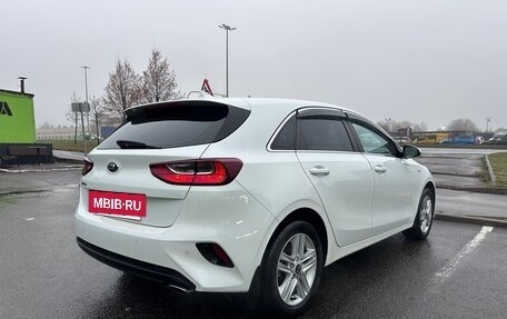 KIA cee'd III, 2020 год, 1 900 000 рублей, 2 фотография