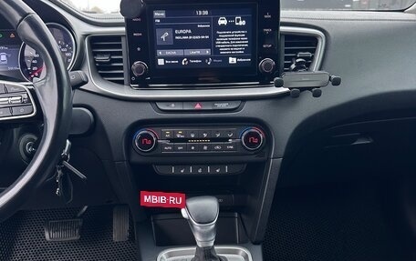 KIA cee'd III, 2020 год, 1 900 000 рублей, 23 фотография