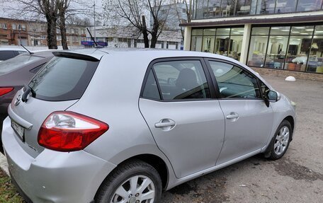 Toyota Auris II, 2010 год, 850 000 рублей, 4 фотография