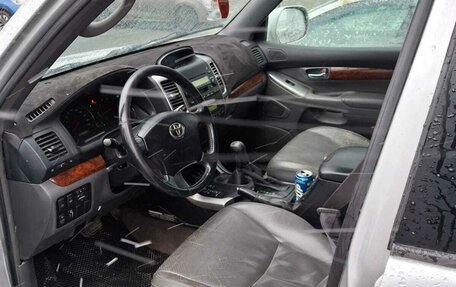 Toyota Land Cruiser Prado 120 рестайлинг, 2005 год, 1 550 000 рублей, 7 фотография