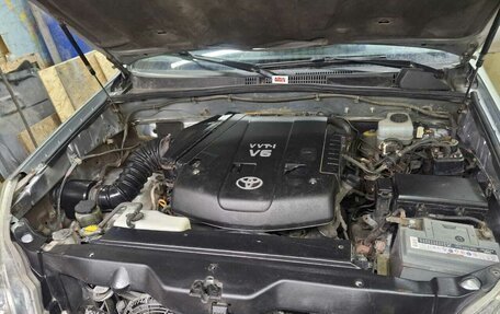 Toyota Land Cruiser Prado 120 рестайлинг, 2005 год, 1 550 000 рублей, 11 фотография