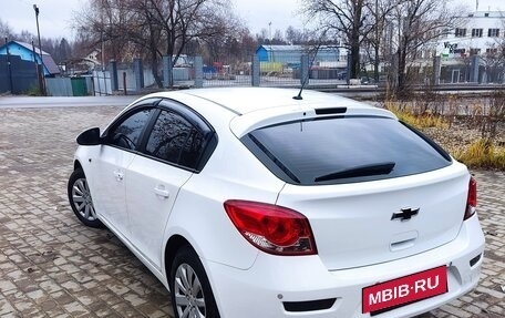 Chevrolet Cruze II, 2012 год, 700 000 рублей, 3 фотография
