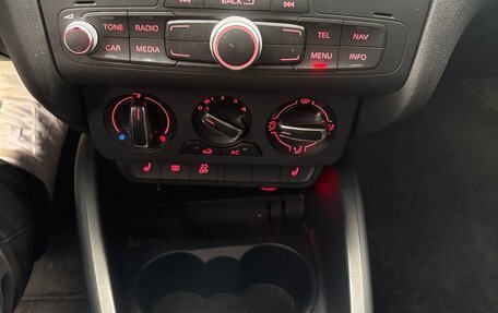 Audi A1, 2011 год, 950 000 рублей, 13 фотография