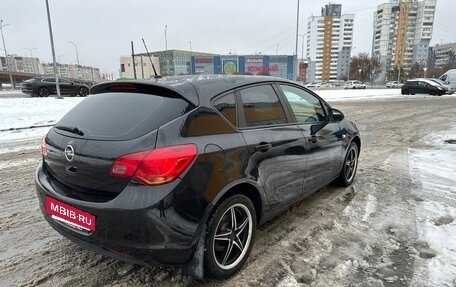 Opel Astra J, 2011 год, 460 000 рублей, 4 фотография