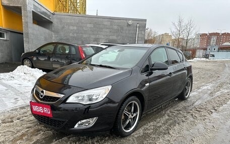 Opel Astra J, 2011 год, 460 000 рублей, 3 фотография