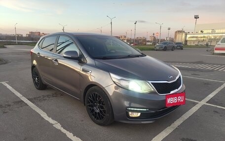 KIA Rio III рестайлинг, 2016 год, 870 000 рублей, 3 фотография