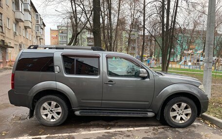 Nissan Pathfinder, 2008 год, 900 000 рублей, 1 фотография