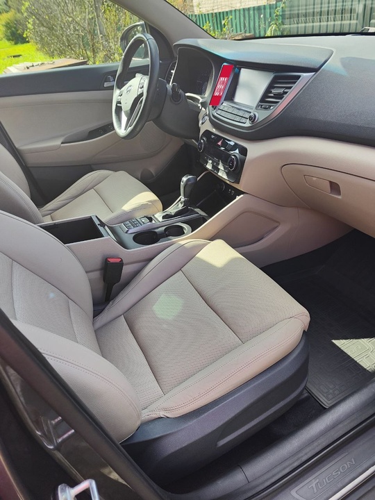 Hyundai Tucson III, 2016 год, 1 870 000 рублей, 13 фотография