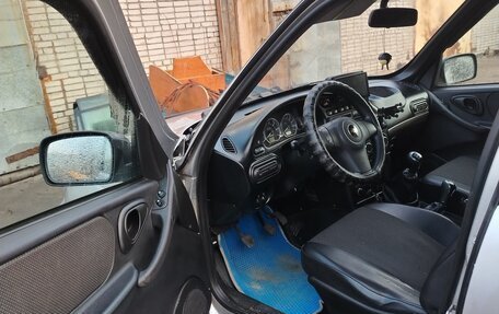 Chevrolet Niva I рестайлинг, 2011 год, 550 000 рублей, 12 фотография