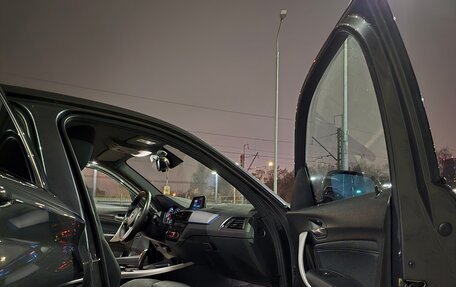 BMW 1 серия, 2019 год, 2 550 000 рублей, 18 фотография