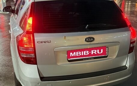 KIA cee'd I рестайлинг, 2009 год, 650 000 рублей, 4 фотография