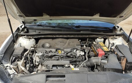 Toyota Camry, 2021 год, 3 600 000 рублей, 15 фотография