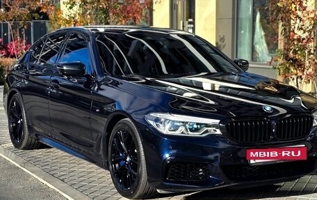 BMW 5 серия, 2019 год, 4 990 000 рублей, 2 фотография