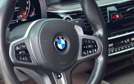 BMW 5 серия, 2019 год, 4 990 000 рублей, 14 фотография