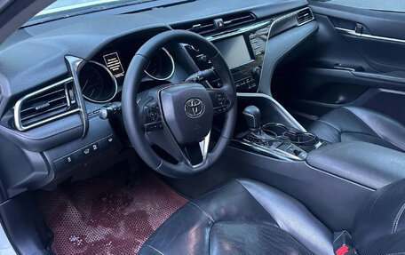 Toyota Camry, 2019 год, 1 500 000 рублей, 7 фотография