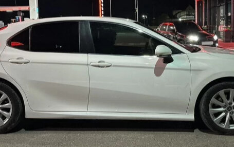 Toyota Camry, 2019 год, 1 500 000 рублей, 3 фотография