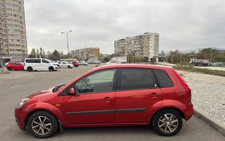 Ford Fiesta, 2006 год, 390 000 рублей, 2 фотография