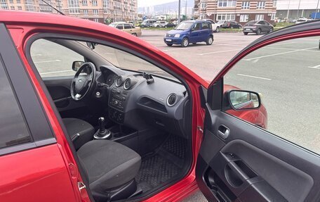 Ford Fiesta, 2006 год, 390 000 рублей, 6 фотография