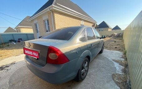 Ford Focus II рестайлинг, 2008 год, 700 000 рублей, 3 фотография