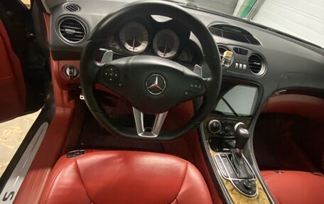 Mercedes-Benz SL-Класс, 2005 год, 2 100 000 рублей, 15 фотография