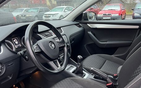 Skoda Octavia, 2017 год, 1 980 000 рублей, 7 фотография