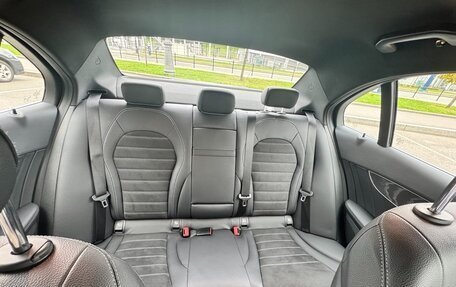 Mercedes-Benz C-Класс, 2018 год, 3 000 000 рублей, 10 фотография