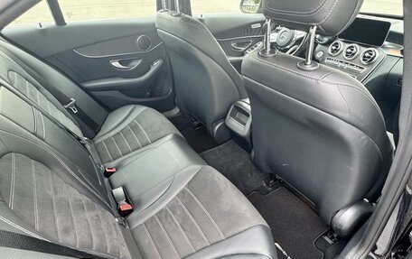 Mercedes-Benz C-Класс, 2018 год, 3 000 000 рублей, 11 фотография