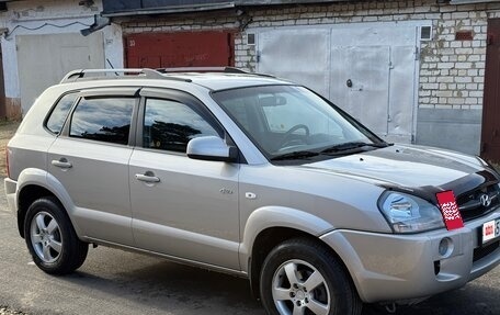 Hyundai Tucson III, 2007 год, 1 080 000 рублей, 3 фотография