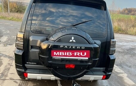 Mitsubishi Pajero IV, 2011 год, 1 740 000 рублей, 6 фотография