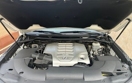 Lexus LX III, 2016 год, 8 000 000 рублей, 12 фотография